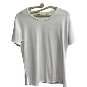 💥 5/$100 💥 ARITZIA Wilfred Free Divina White T-Shirt